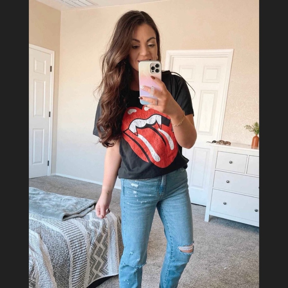 Rolling Stones • Vampire Fangs Graphic Shirt